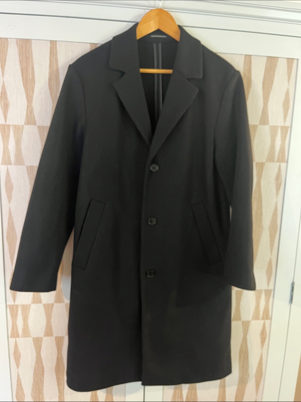 Men’s H&M “Cashmere-Like” Black Minimalist Coat ~ Sz. Small